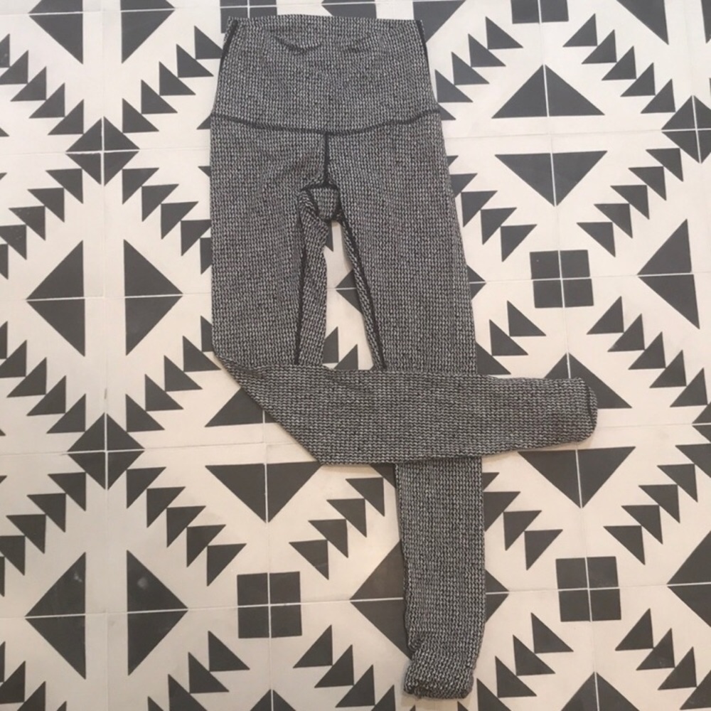 APL lululemon leggings